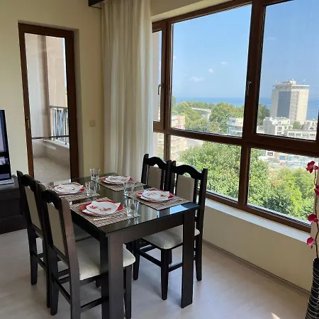 на морето плаж кабакум, варна, двустаен с паркомясто On The Sea Kabakum Varna, One-bedroom With Parking Lot * Varna