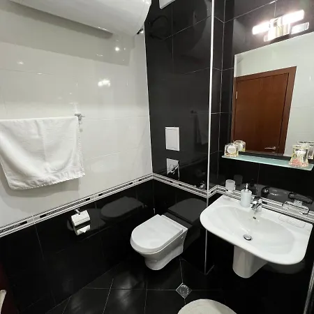公寓 Elevated Sea View At Kabakum - 7th Floor, Private Pool & Parking 瓦爾納