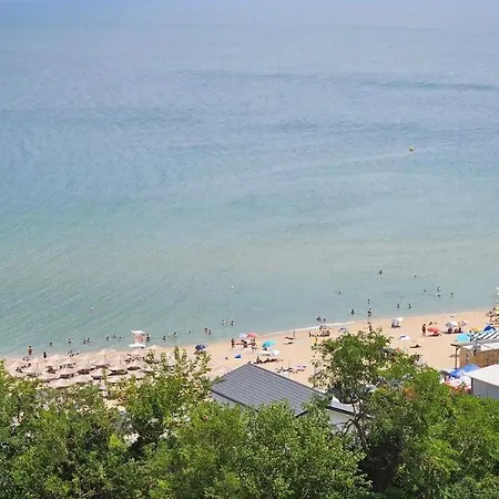 شقة на морето плаж кабакум, варна, двустаен с паркомясто On The Sea Kabakum Varna, One-bedroom With Parking Lot *