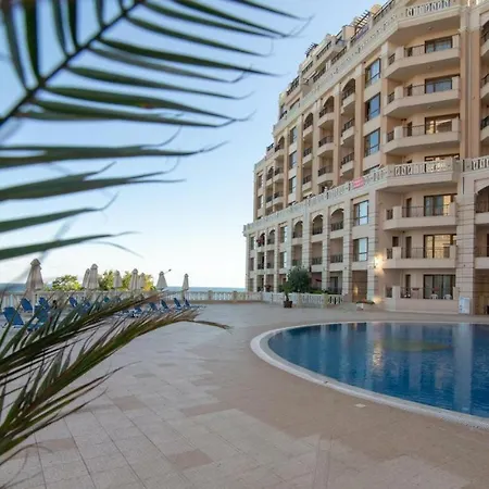 شقة на морето плаж кабакум, варна, двустаен с паркомясто On The Sea Kabakum Varna, One-bedroom With Parking Lot فارنا