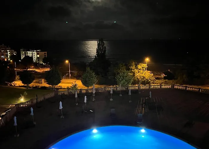 на морето плаж кабакум, варна, двустаен с паркомясто On The Sea Kabakum Varna, One-bedroom With Parking Lot Warna
