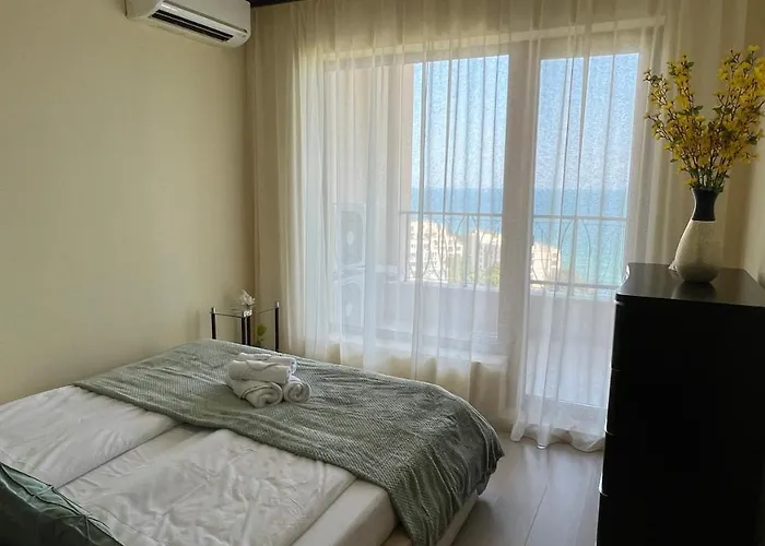 Apartament на морето плаж кабакум, варна, двустаен с паркомясто On The Sea Kabakum Varna, One-bedroom With Parking Lot Warna