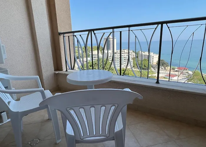 Apartament на морето плаж кабакум, варна, двустаен с паркомясто On The Sea Kabakum Varna, One-bedroom With Parking Lot *