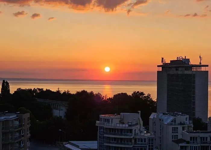 на морето плаж кабакум, варна, двустаен с паркомясто On The Sea Kabakum Varna, One-bedroom With Parking Lot Apartament